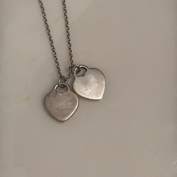 Tiffany Double Heart Tag Pendant
in Silver, Mini - Picture 8 of 10